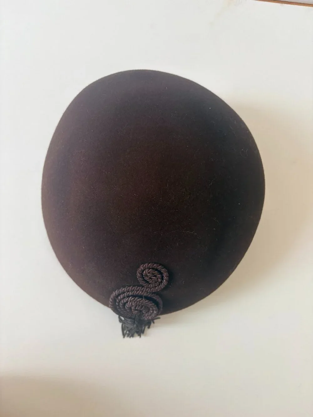 Vintage Delta Fine Fur Felt Hat. Brown. Side flaps and Tassle.